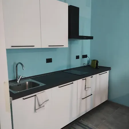 Finestra Su Apartman Savona